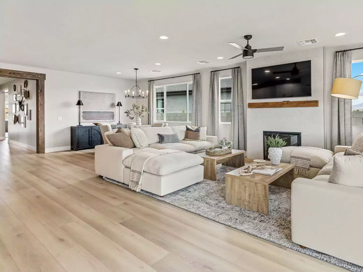 Great Room | Skyview | ECCO Homes